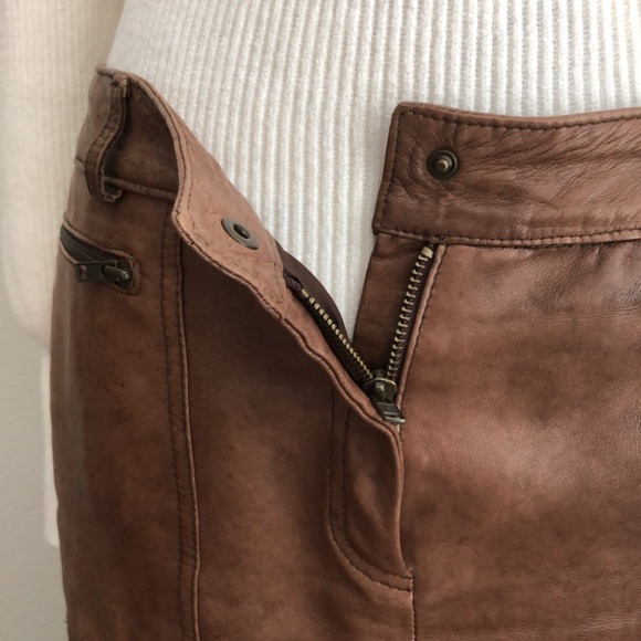 RARE Blur Leather Distressed Italian Skirt - Picture 6 of 12